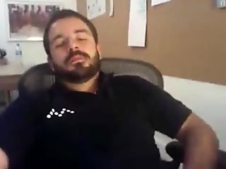 Maduro bonito e tesudo na  punheta